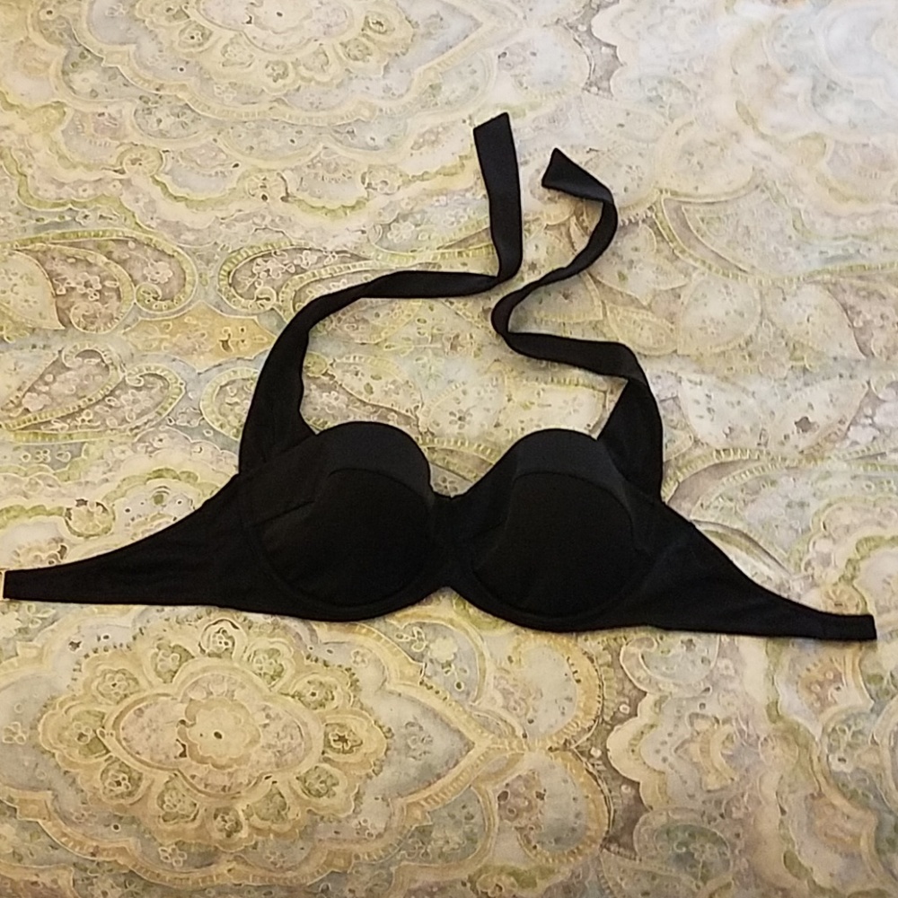 Victoria's Secret Bikini top 34D